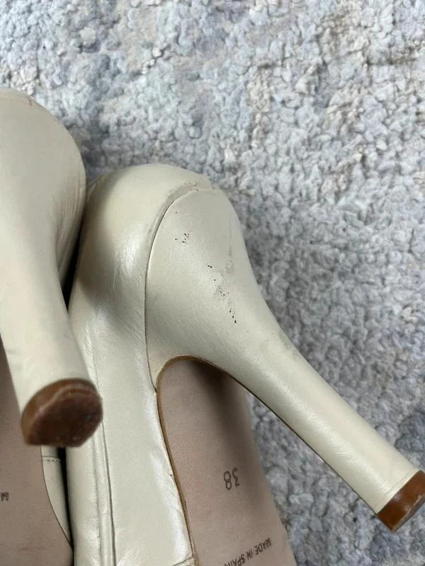 Sapatos de salto alto Diesel em pele bege – photo 9